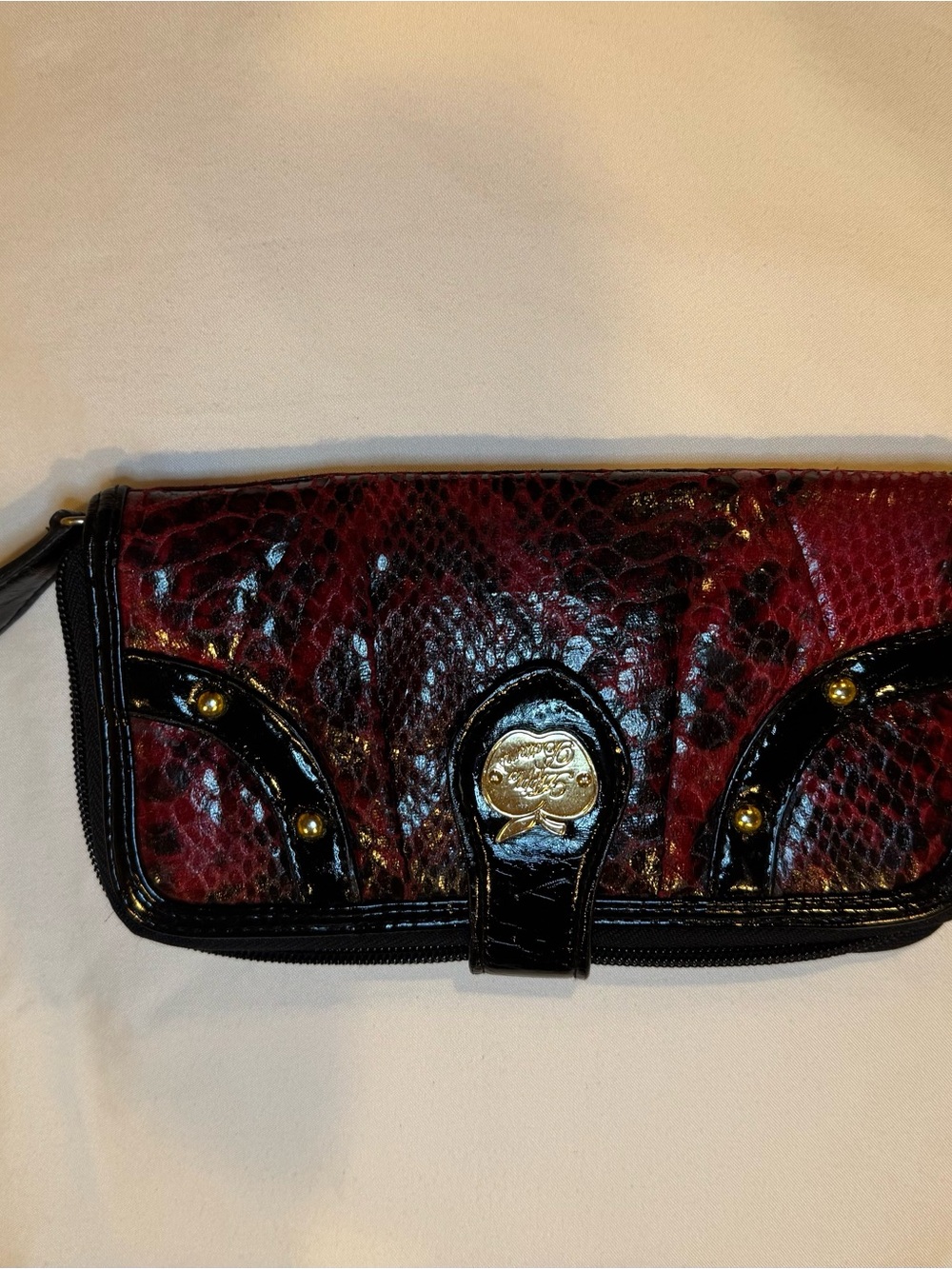Apple Bottoms Red Black Snakeskin Print Zip Around Wallet Organizer Y2K